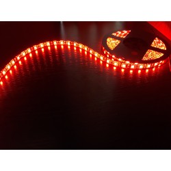 Светодиодная лента 5050/60LED, цвет: красный (на черной...