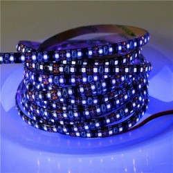 Светодиодная лента 3528/120LED, цвет: белый (на черной...