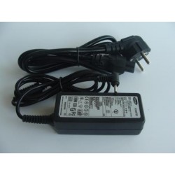 BB031 SAMSUNG 19V2.1A/3.0*1.1